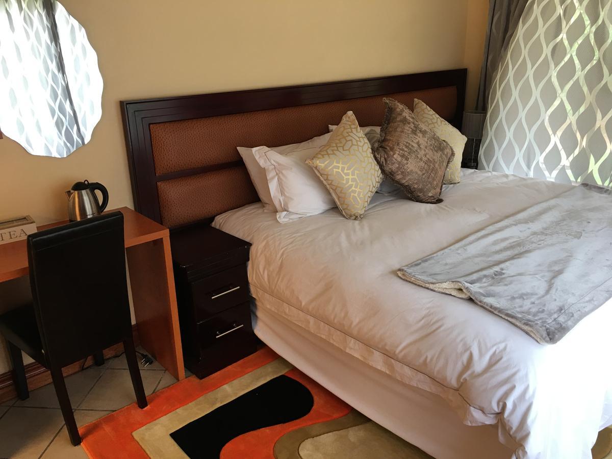סנטוריון Riverton Manor מראה חיצוני תמונה