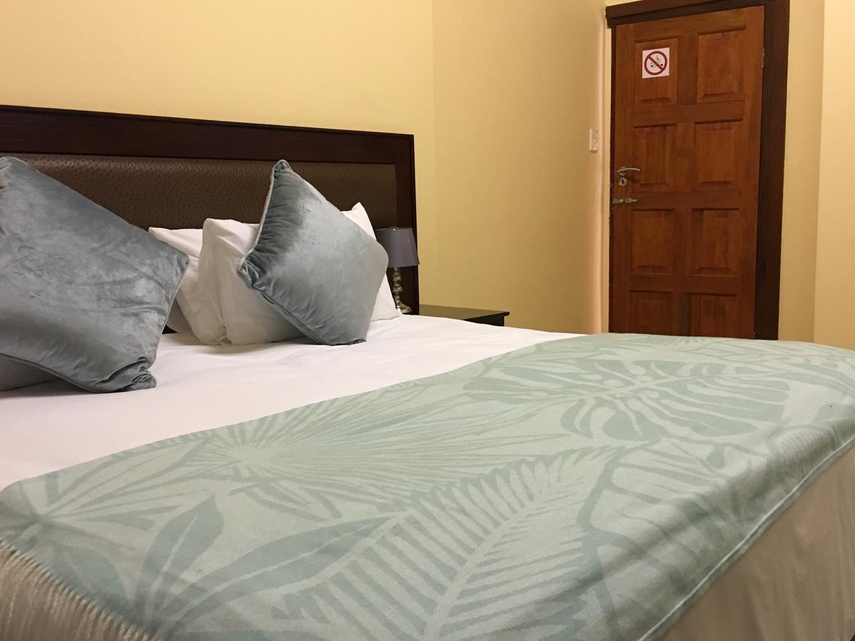 סנטוריון Riverton Manor מראה חיצוני תמונה